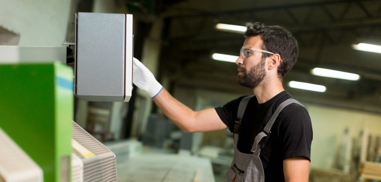 How facilities management saves your business money